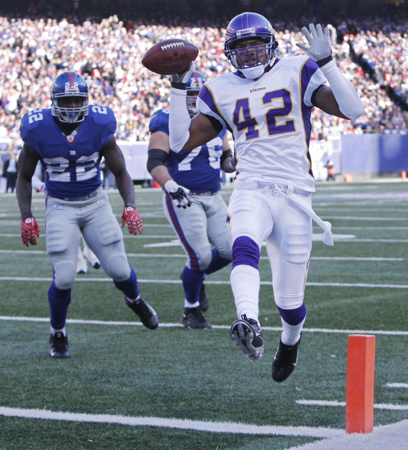 2007: Minnesota Vikings intercept Eli Manning three times for TDs
